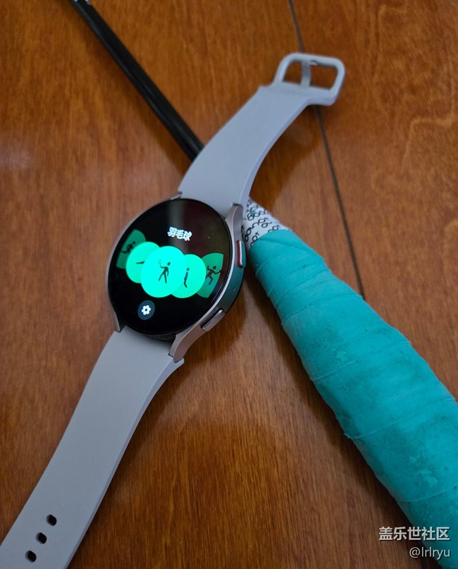 【我與Galaxy的日?！窟\動好搭配