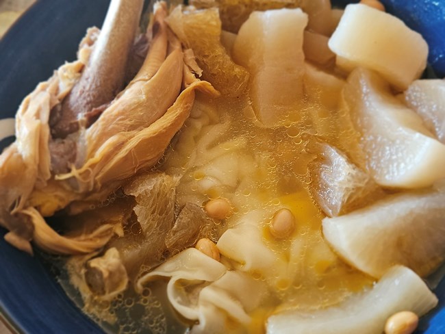 【雪落食暖】雞湯面