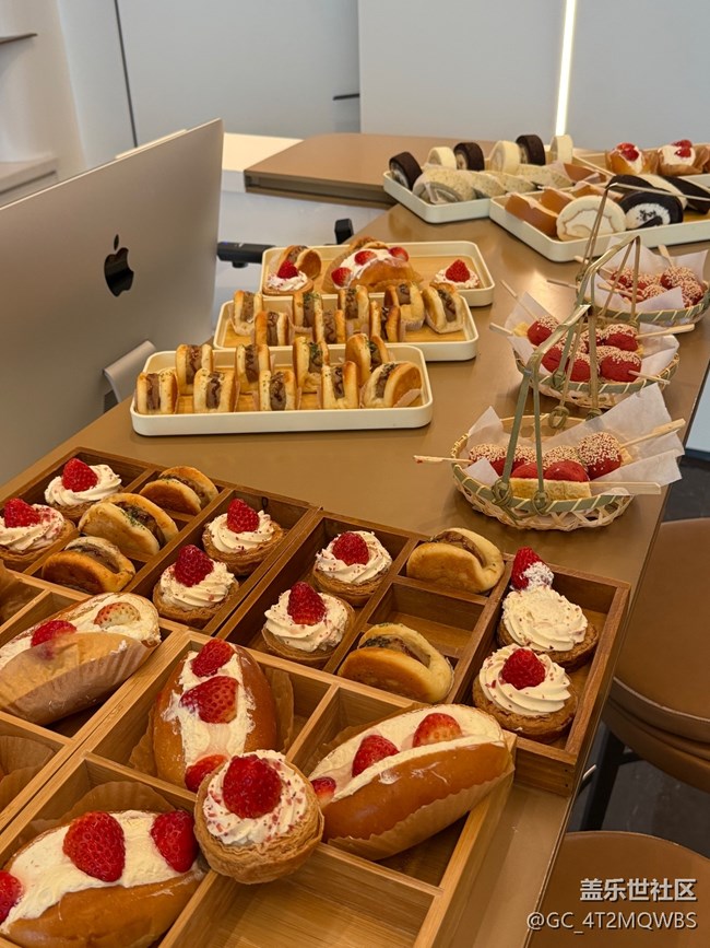 在三星分享會上，我上手體驗了 Galaxy Z TriFold。