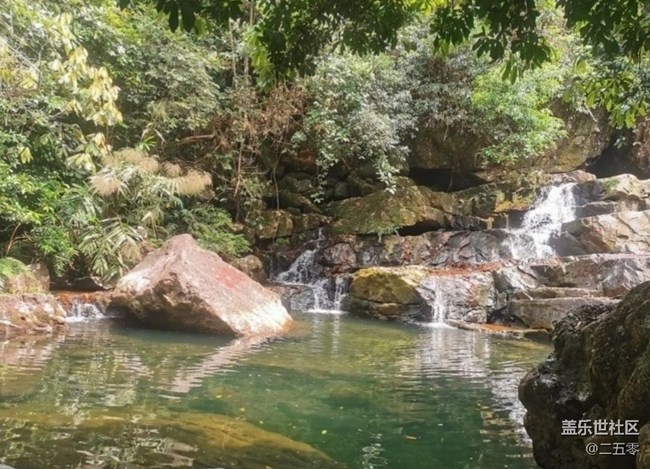 【折疊屏手機(jī)里的春夏秋冬】小河流水