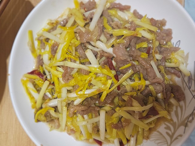 【冬日暖胃計(jì)劃】韭黃牛肉