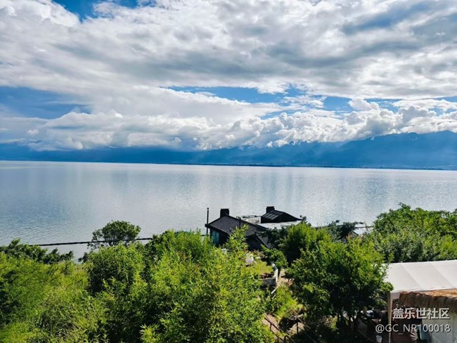 【折疊屏手機(jī)里的春夏秋冬】夏季洱海