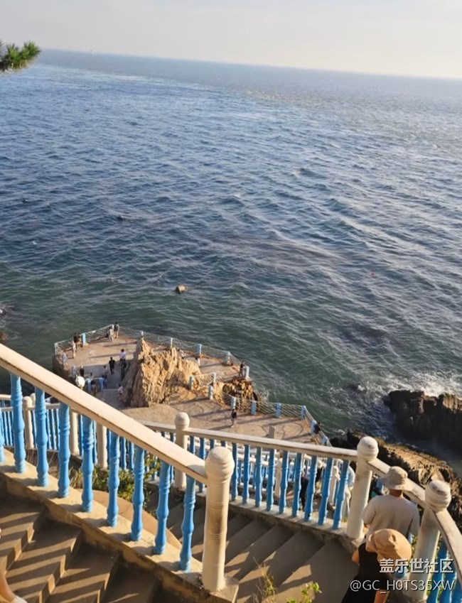 【折疊屏手機里的春夏秋冬】看海