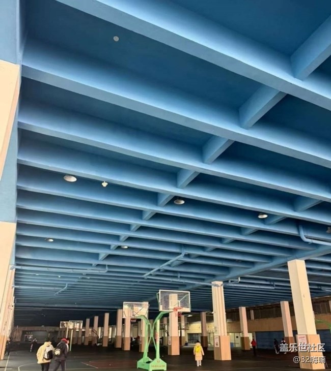 【折疊屏手機(jī)里的春夏秋冬】秋季校園