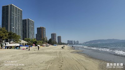 【鏡頭里的故事】大海、陽(yáng)光、沙灘