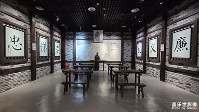 【換個角度看世界】+簡陽的回憶錄