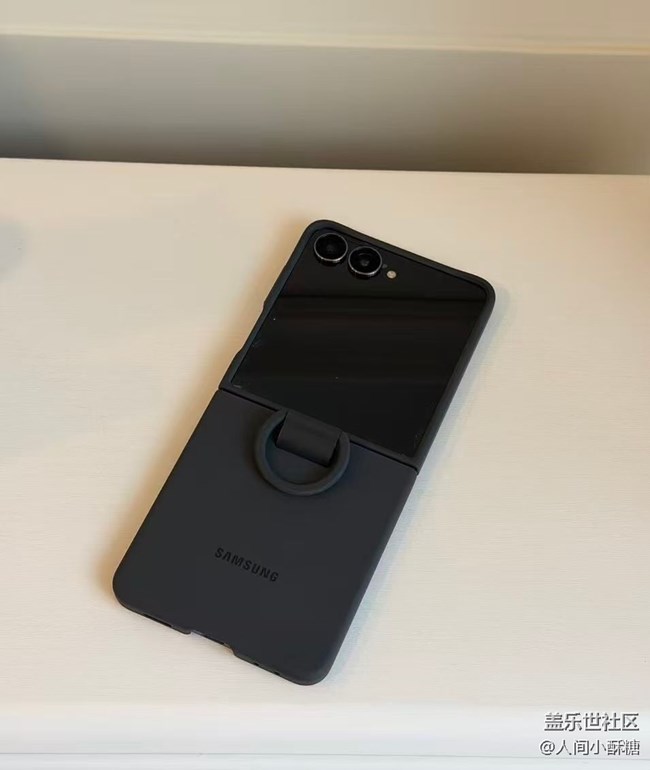 【我的折疊屏手機】優(yōu)雅的小折疊