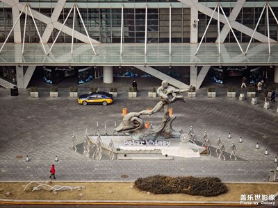 【換個(gè)角度看世界】窗外的世界