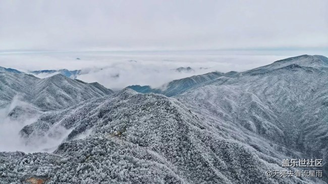 賞霧凇奇觀探秘云頂冰湖