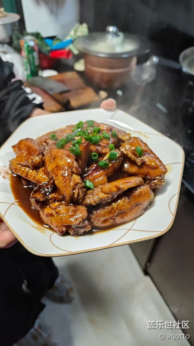 【春肴納?！颗ψ龊貌? title=