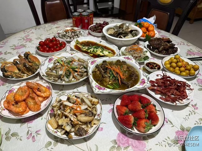 【春肴納?！磕暌癸? title=