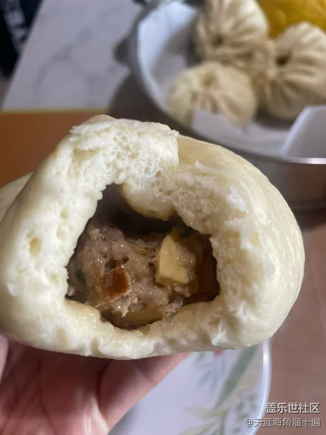 【春肴納?！看箴z頭