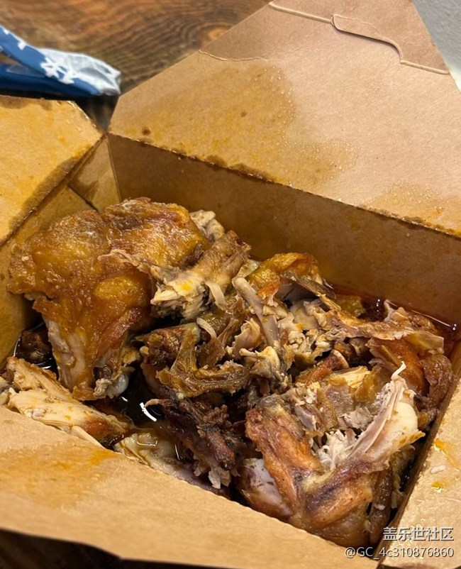 【春肴納?！砍噪u