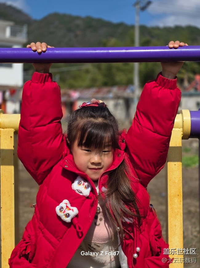 薄到離譜，三星Galaxy Z Fold7驚艷這個春節(jié)