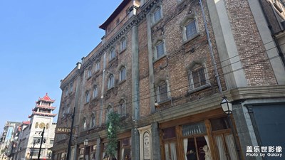 【簡拍】今天真是心情美滋滋，感覺陽光都格外溫柔，連空氣里