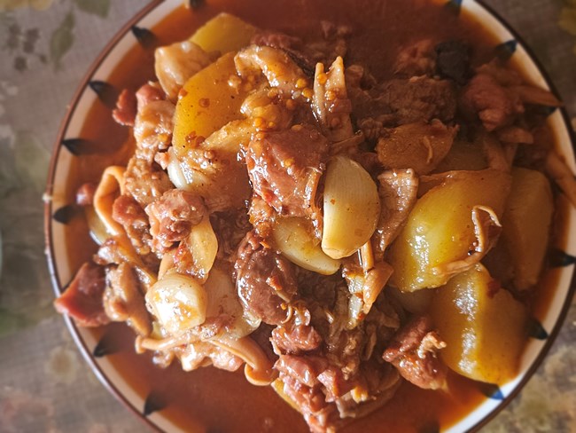 【尋味三月天】土豆燒膀