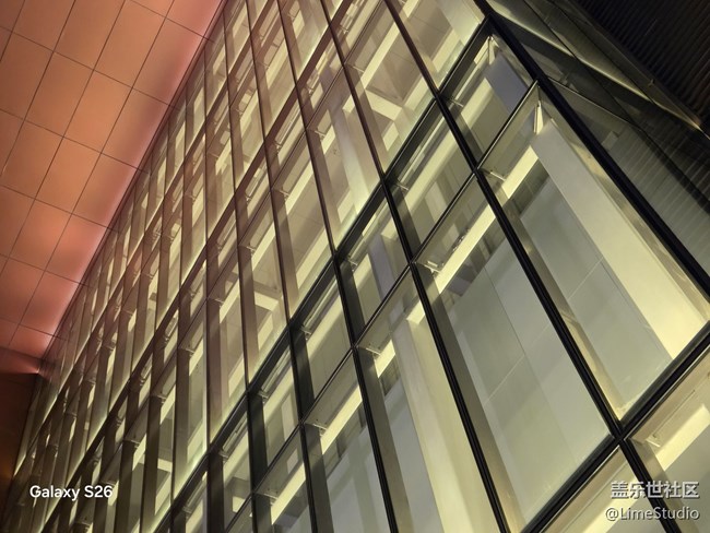 167g+7.2mm超薄機(jī)身！輕薄與性能三星S26