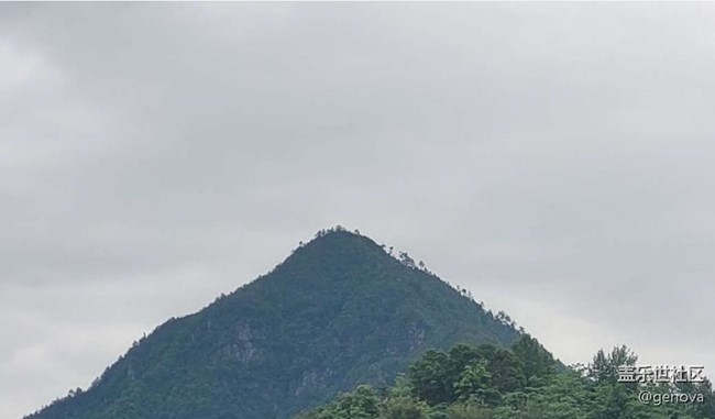 【折疊屏手機里的春天】群山巍峨