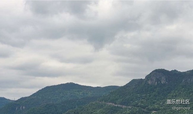 【折疊屏手機里的春天】群山巍峨