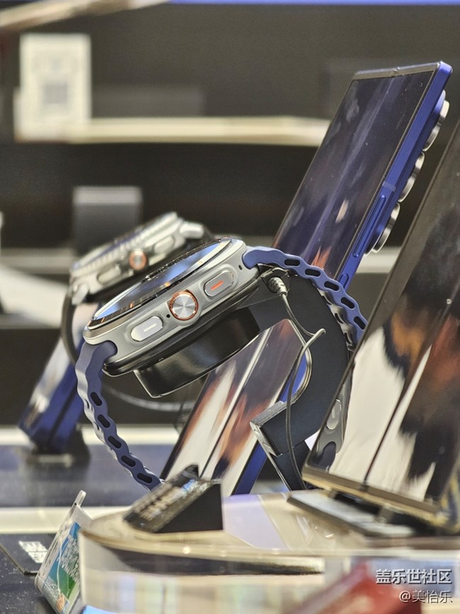 【s26系列新品門店體驗(yàn)】首款防窺屏手機(jī)