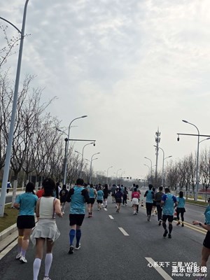 【春光里】+跑個(gè)步