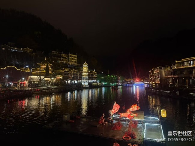 【途有春光】鳳凰古城