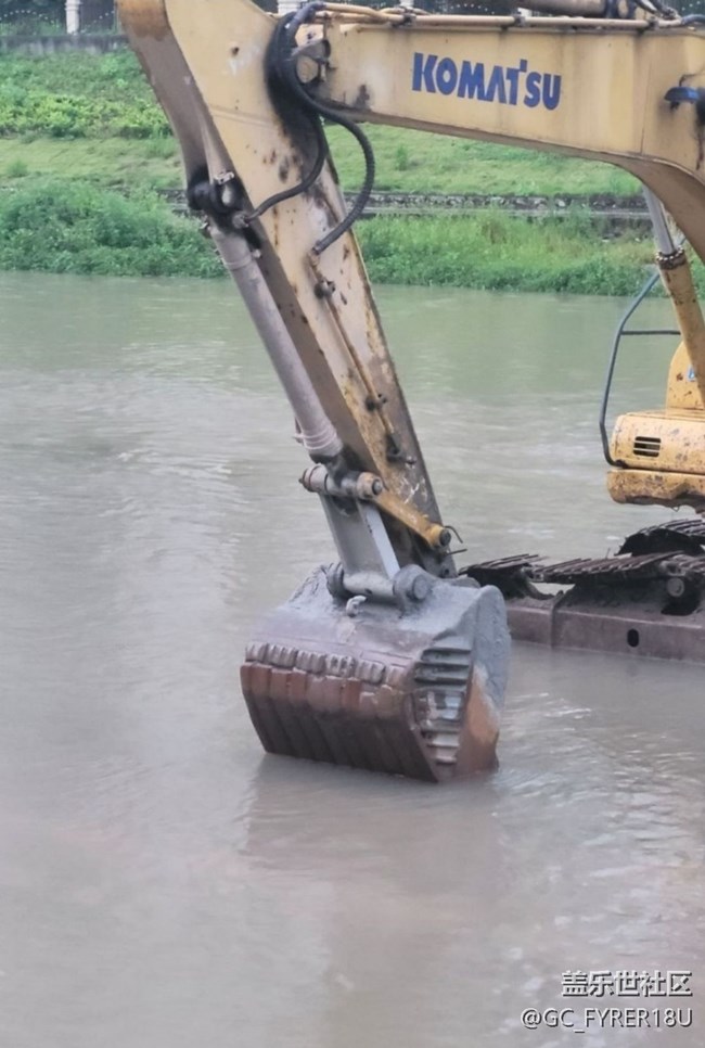 【人間四月天】天天下雨