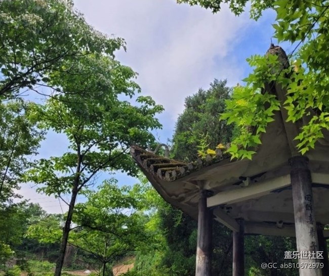 【人間四月天】綠色亭子