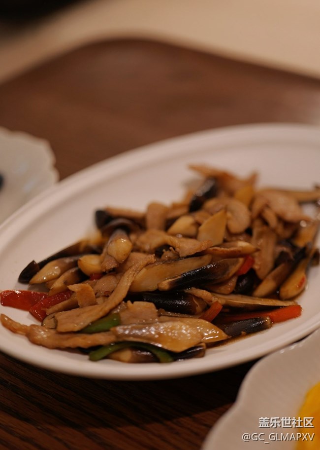 【清明食味】 黑雞縱炒爽肉