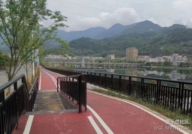 【踏青閑步】晨起散步