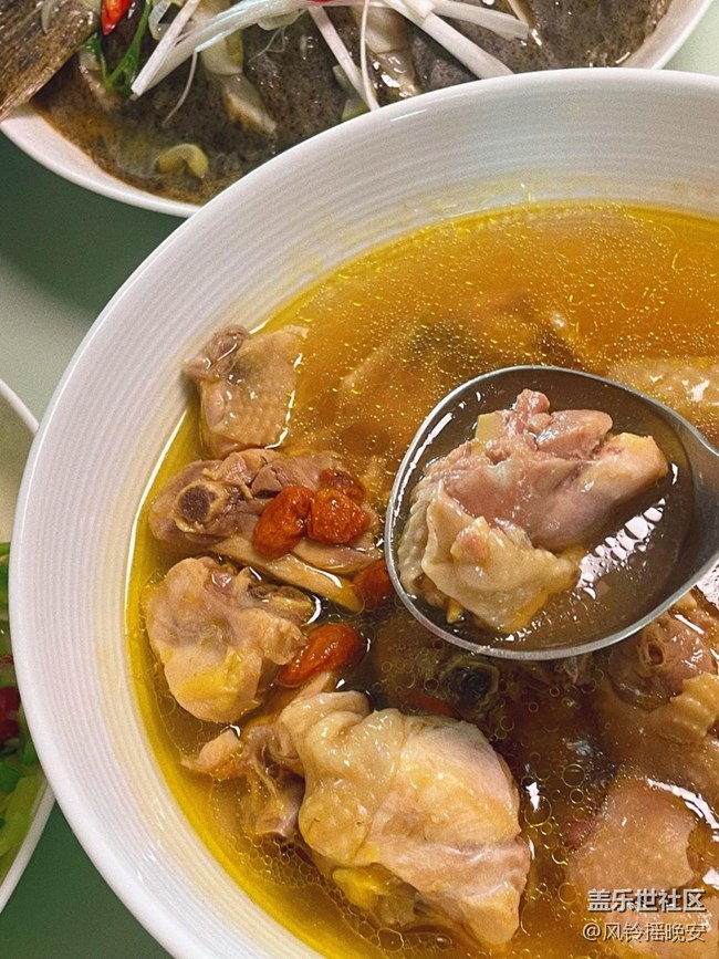 【谷雨食鮮】五指毛桃茯苓雞湯