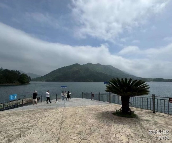 【折疊屏手機陪伴的五一】附近走一走