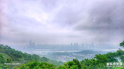 雨天，陰云