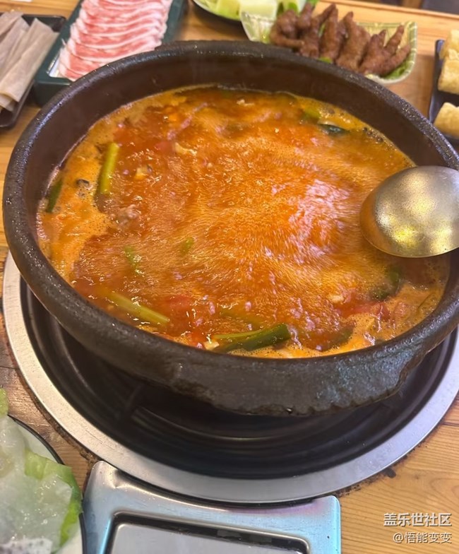 【輕食微光】酸湯火鍋