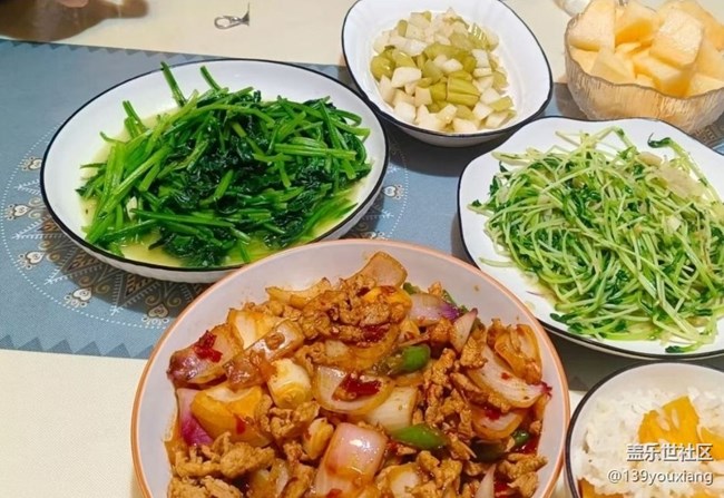 【輕食微光】粗茶淡飯
