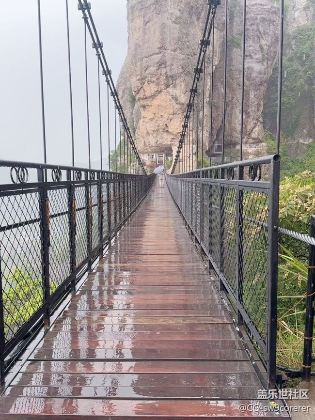 【初夏漫行】去爬山