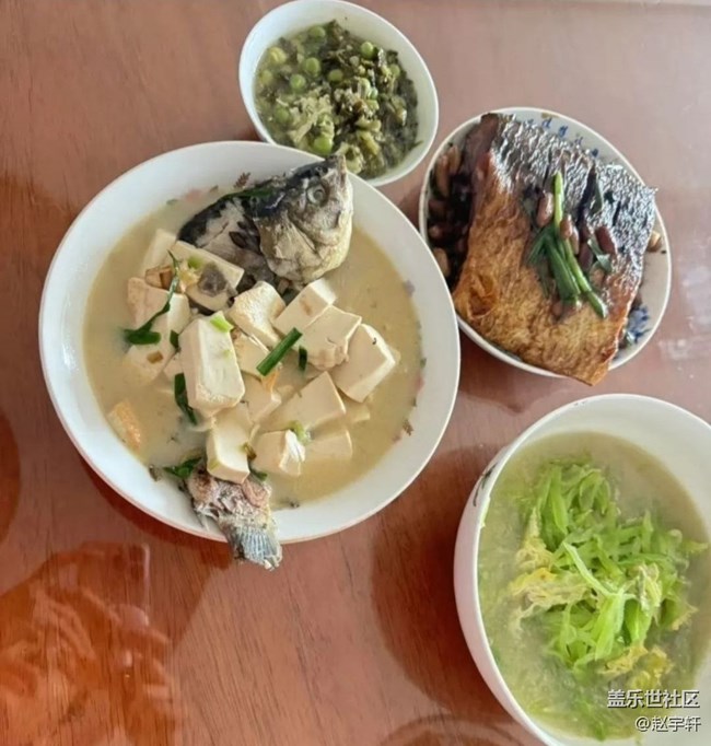 【輕食微光】鯽魚豆腐湯