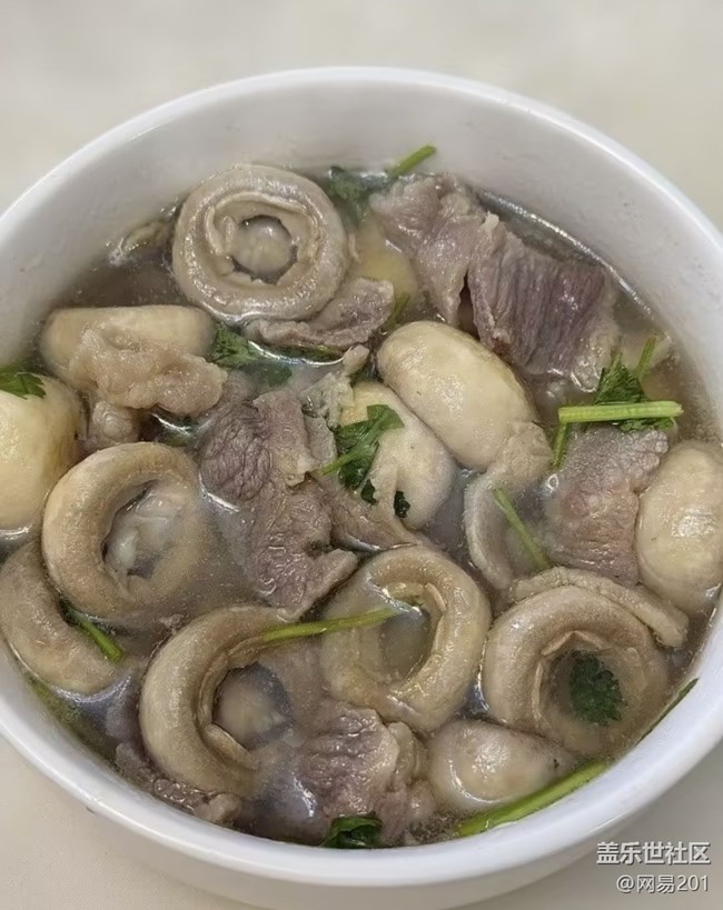 【輕食微光】牛肉口蘑湯