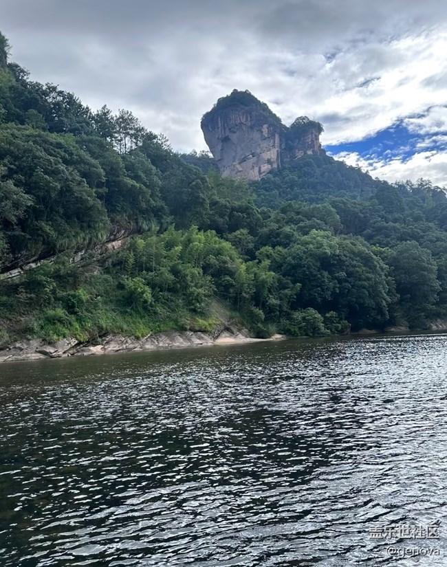【初夏漫行】山色畫中游