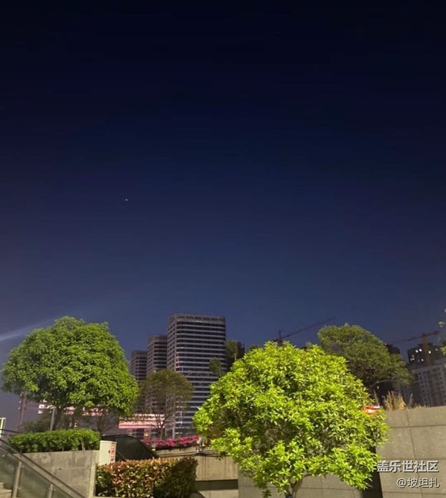 【自駕所見(jiàn)】幽靜的街