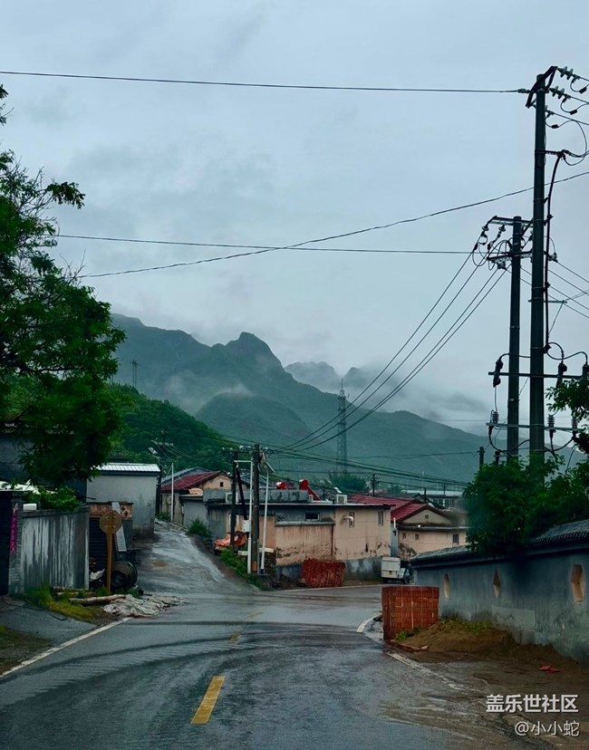【自駕所見】雨天行車