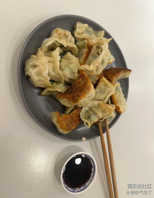 【仲夏食光】鍋貼