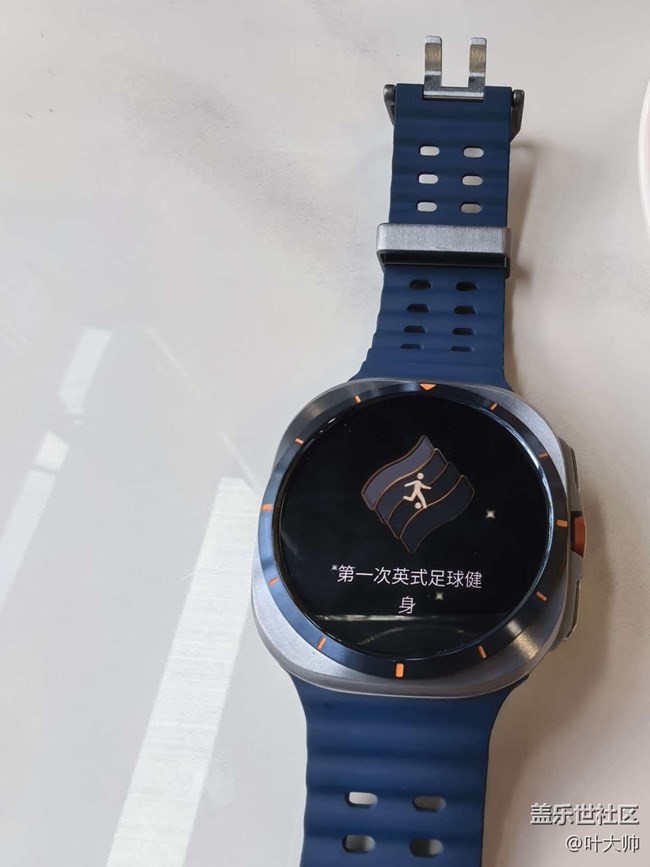 【綠茵逐風，腕間守護】watch8佩戴體驗