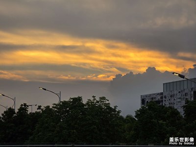 s26u拍攝的天空