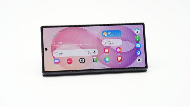 Galaxy Z Fold8 Ultra|Flip8评测:大小折叠,两种形态的折叠新体验 Galaxy Z Fold8 Ultra|Flip8评测:大小折叠,两种形态的折叠新体验