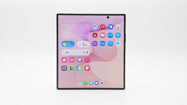 Galaxy Z Fold8 Ultra|Flip8评测:大小折叠,两种形态的折叠新体验 Galaxy Z Fold8 Ultra|Flip8评测:大小折叠,两种形态的折叠新体验