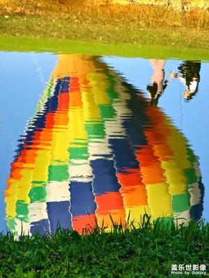 【色彩對話】天與水的斑瀾躍動