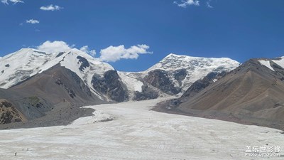 阿尼瑪卿雪山
