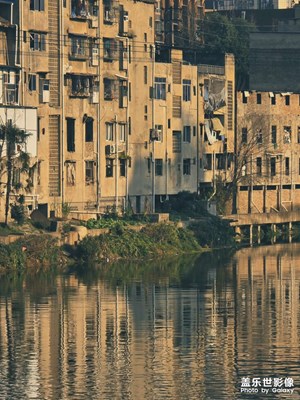 如果重生在八零年代，我會在這兒遇見誰